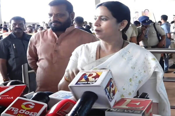 ಸಿಎಂ ಡಿ.ಕೆ. ಶಿವಕುಮಾರ್ ಭೇಟಿ: ಉತ್ತರ ಕರ್ನಾಟಕ ಅಭಿವೃದ್ಧಿಗೆ ಹೊಸ ಭರವಸೆ ಎಂದ ಲಕ್ಷ್ಮೀ ಹೆಬ್ಬಾಳ್ಕರ್
