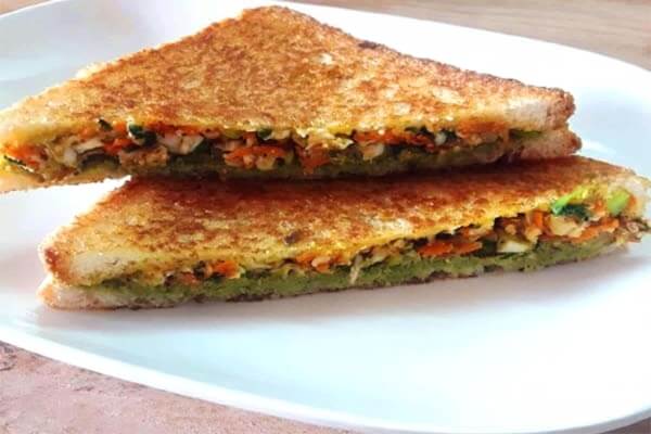 SNACKS| ಕಡಿಮೆ ಎಣ್ಣೆ, ಹೆಚ್ಚು ಪ್ರೊಟೀನ್: ಇಲ್ಲಿದೆ ಹೆಲ್ತಿ ಅಂಡ್ ಟೇಸ್ಟಿ ಪನೀರ್ ಸ್ಯಾಂಡ್‌ವಿಚ್ ರೆಸಿಪಿ