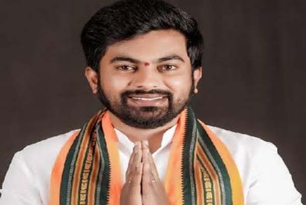 ಹಿಂದುಳಿದ ವರ್ಗಗಳ ಸಮೀಕ್ಷೆ ವರದಿಯನ್ನು ತಕ್ಷಣವೇ ಬಿಡುಗಡೆ ಮಾಡಿ: ಶಾಸಕ ಧೀರಜ್ ಮುನಿಸ್ವಾಮಿ ಒತ್ತಾಯ