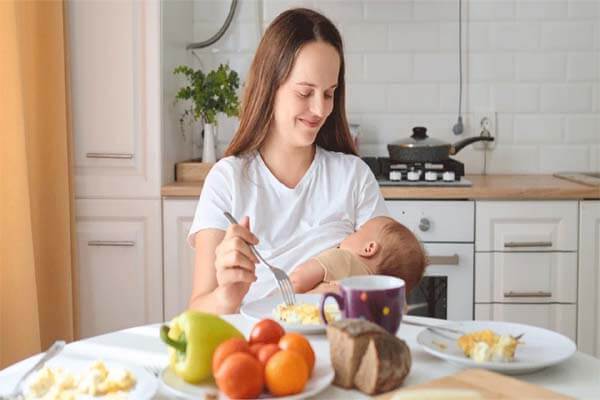 Healthy | ಚಿಕ್ಕ ಮಕ್ಕಳಿಗೆ ಬೆಸ್ಟ್‌ ಬ್ರೇಕ್‌ಫಾಸ್ಟ್‌ ಯಾವುದು? ಇಲ್ಲಿದೆ ಪೌಷ್ಟಿಕ ಆಹಾರಗಳ ಪಟ್ಟಿ