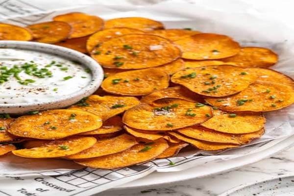 SNACKS| ಆಲೂಗಡ್ಡೆ ಚಿಪ್ಸ್ ಬಿಟ್ಟುಬಿಡಿ; ಆರೋಗ್ಯಕರ ಸಿಹಿ ಗೆಣಸಿನ ಚಿಪ್ಸ್ ಮಾಡಿ ನೋಡಿ!