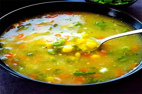 Healthy| ಡಿನ್ನರ್‌ಗೆ ಲೈಟ್ ಅಂಡ್ ಹೆಲ್ದೀ ಫುಡ್ ಬೇಕೇ? ಕೇವಲ ಹತ್ತೇ ನಿಮಿಷದಲ್ಲಿ ಮಾಡಿ ಬಿಸಿ ಬಿಸಿ ಸ್ವೀಟ್ ಕಾರ್ನ್ ಸೂಪ್!