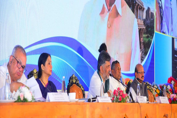ರಾಜ್ಯದಲ್ಲಿ ನೀರಿನ ಬಿಕ್ಕಟ್ಟು: ಕುಡಿಯುವ ನೀರು, ಮೇವು ಪೂರೈಕೆಗೆ ಒತ್ತು ನೀಡಲು ಸಿಎಂ ಸೂಚನೆ