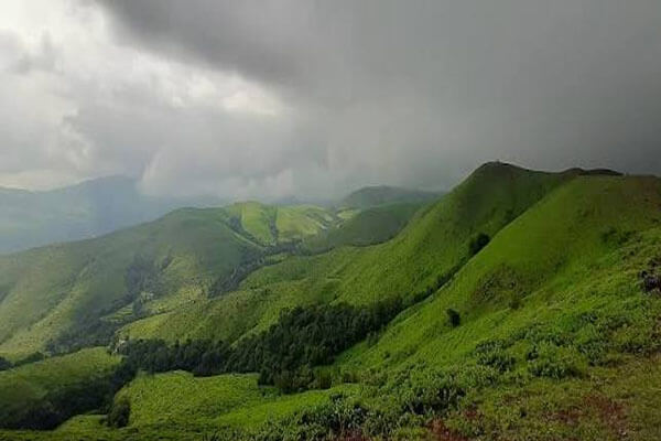 Travel | ಚಾರಣಿಗರ ಸ್ವರ್ಗ ಕ್ಯಾತನಮಕ್ಕಿ: ಒಮ್ಮೆಯಾದ್ರೂ ಫ್ರೆಂಡ್ಸ್ ಜೊತೆ ಈ ಪ್ಲೇಸ್ ಗೆ ಟ್ರೆಕಿಂಗ್ ಹೋಗ್ಲೇಬೇಕು