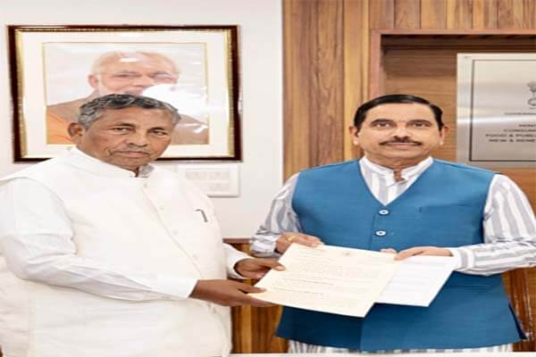 ಎಂಎಸ್‌ಪಿ ನೂರಾರು ಕೋಟಿ ಹಣ ಬಿಡುಗಡೆಗೆ ರಾಜ್ಯದ ಒತ್ತಡ: ಕೇಂದ್ರ ಆಹಾರ ಸಚಿವರಿಗೆ ಮುನಿಯಪ್ಪ ವಿಶೇಷ ಮನವಿ!