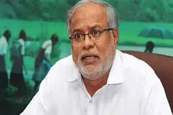 ‘ಫ್ರೀಡಂ ಪಾರ್ಕ್ ಬಿಟ್ಟು ರಸ್ತೆಗಿಳಿದದ್ದು ಯಾಕೆ?’: ಸರ್ಕಾರದ ವಿರುದ್ಧ ಸುರೇಶ್ ಕುಮಾರ್ ವಾಗ್ದಾಳಿ