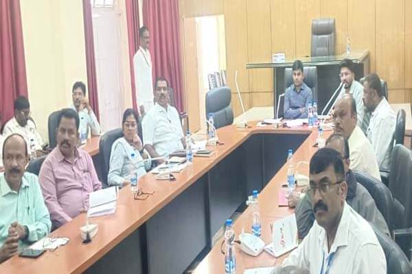 ‘ಮೈ ಭಾರತ್’ ಜಿಲ್ಲಾ ಸಮಿತಿ ಸಭೆ: ಯುವಶಕ್ತಿ ಸದ್ಬಳಕೆಗೆ ಚಿತ್ರದುರ್ಗದ ಉಪವಿಭಾಗಾಧಿಕಾರಿ ಸಲಹೆ