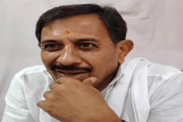‘ಗ್ಯಾರಂಟಿಗಳಿಂದ ಸರ್ಕಾರ ಸಮಸ್ಯೆಯಲ್ಲಿ ಸಿಲುಕಿ ಒದ್ದಾಡುವಂತಾಗಿದೆ’: ಸಚಿವ ಎಚ್.ಸಿ.ಬಾಲಕೃಷ್ಣ