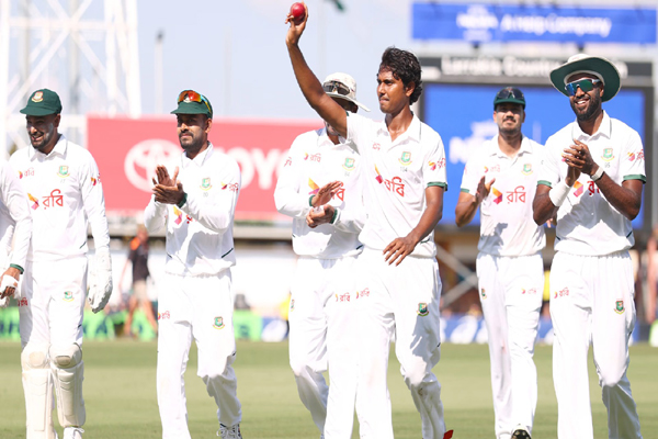 ಮೊದಲ ಇನ್ನಿಂಗ್ಸ್‌ನಲ್ಲಿ 153 ರನ್‌ಗಳ ಮುನ್ನಡೆ: ಆಸ್ಟ್ರೇಲಿಯಾ ವಿರುದ್ಧ ಬಾಂಗ್ಲಾದೇಶ ಮೇಲುಗೈ
