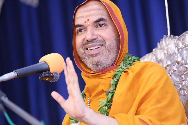 ಅನ್ನಂ ಬ್ರಹ್ಮ ಮಾಲಿಕೆ | ಹೆಚ್ಚೆಚ್ಚು ಆಹಾರ ಸ್ವೀಕಾರ ಮೃತ್ಯುವಿಗೆ ಹೆಚ್ಚೆಚ್ಚು ಹತ್ತಿರವಾದಂತೆ: ಶ್ರೀ ರಾಘವೇಶ್ವರ ಸ್ವಾಮೀಜಿ
