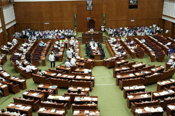 ಗದ್ದಲದ ನಡುವೆಯೇ ವಿಧಾನ ಪರಿಷತ್ತಿನಲ್ಲಿ 2 ಮಸೂದೆ ಪಾಸ್: ಅಪಾರ್ಟ್‌ಮೆಂಟ್ ನಿವಾಸಿಗಳಿಗೆ ಹೊಸ ನಿಯಮ
