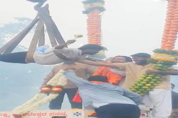 ಸಚಿವರಾದ ಬಳಿಕ ಮೊದಲ ಬಾರಿಗೆ ತವರು ಜಿಲ್ಲೆಗೆ ಬಿ. ನಾಗೇಂದ್ರ ಭೇಟಿ: ಕಾರ್ಯಕರ್ತರಿಂದ ಅದ್ಧೂರಿ ಸ್ವಾಗತ