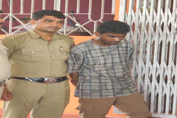 ಭಟ್ಕಳದ ದೇವಸ್ಥಾನದಲ್ಲಿ ಕಳ್ಳತನ; 24 ಗಂಟೆಯಲ್ಲೇ ಆರೋಪಿ ಅರೆಸ್ಟ್, ಕದ್ದ ಚಿನ್ನಾಭರಣಗಳು ಜಪ್ತಿ