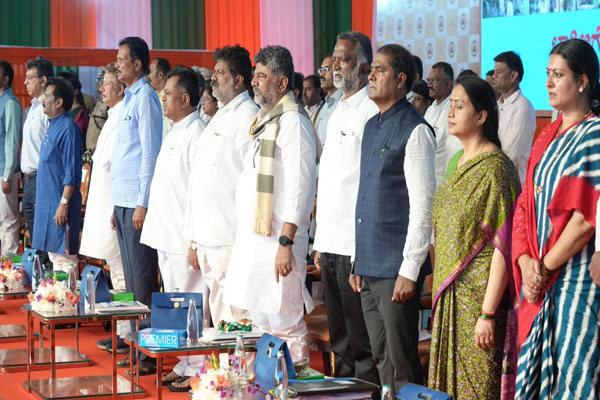 ಶಿಕ್ಷಕರಿಗೆ ‘Tr’ ಗೌರವ, ಗ್ರಾಮೀಣ ಪ್ರತಿಭೆಗೆ 7% ಮೀಸಲಾತಿ: ಡಿಕೆಶಿ ಮಹತ್ವದ ಘೋಷಣೆ