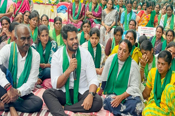 ಬಿಡದಿ ಭೂಸ್ವಾಧೀನಕ್ಕೆ ರೈತರ ವಿರೋಧ: ಉಪವಾಸ ಸತ್ಯಾಗ್ರಹಕ್ಕೆ ನಿಖಿಲ್ ಕುಮಾರಸ್ವಾಮಿ ಬೆಂಬಲ