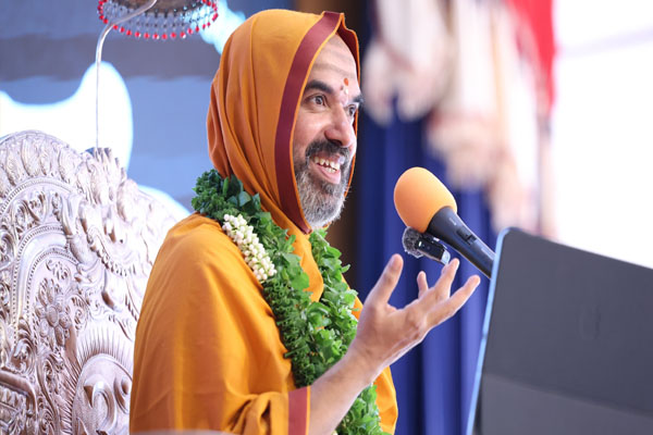 ‘ಅನ್ನಂ ಬ್ರಹ್ಮ’ ಮಾಲಿಕೆ | ಆಹಾರವೂ ಔಷಧದಂತೆ; ದೇಹಕ್ಕೆ ಹಿತವಾದದ್ದನ್ನೇ ಸೇವಿಸಿ: ರಾಘವೇಶ್ವರ ಶ್ರೀ
