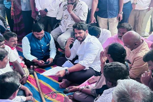 ‘ಸಂಪದ್ಭರಿತ ರಾಜ್ಯವನ್ನು ಕಾಂಗ್ರೆಸ್ ಸರ್ಕಾರ ದಿವಾಳಿ ಮಾಡಿದೆ’: ನಿಖಿಲ್ ಕುಮಾರಸ್ವಾಮಿ ವಾಗ್ದಾಳಿ
