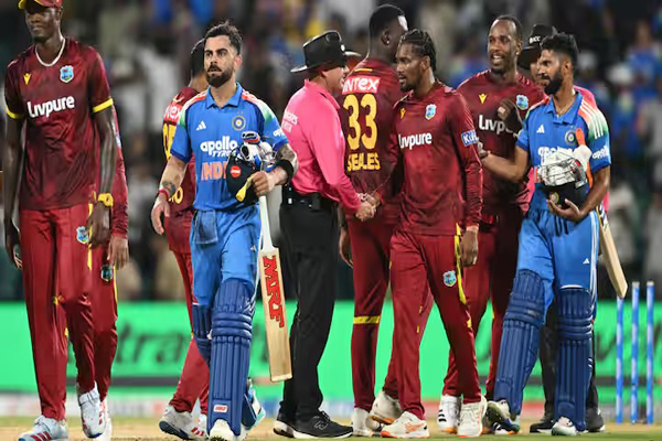 ಟ್ರೋಫಿ ಎತ್ತಿದರೂ ಜೇಬಿಗೆ ಬಿತ್ತು ಕತ್ತರಿ: ಭಾರತಕ್ಕೆ ಶೇ.20, ವಿಂಡೀಸ್‌ಗೆ ಶೇ.10 ರಷ್ಟು ದಂಡ!