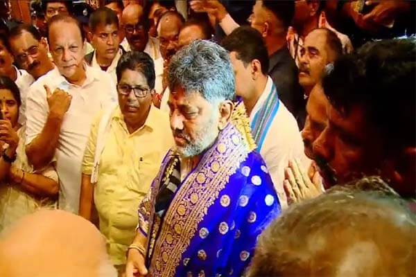 ಉಡುಪಿಯ ಉಚ್ಚಿಲ ಶ್ರೀ ಮಹಾಲಕ್ಷ್ಮಿ ದೇವಸ್ಥಾನಕ್ಕೆ ಸಿಎಂ ಡಿ.ಕೆ. ಶಿವಕುಮಾರ್ ಭೇಟಿ: ‘ಮಹಿಳಾ ದಸರಾ’ ಉದ್ಘಾಟನೆ