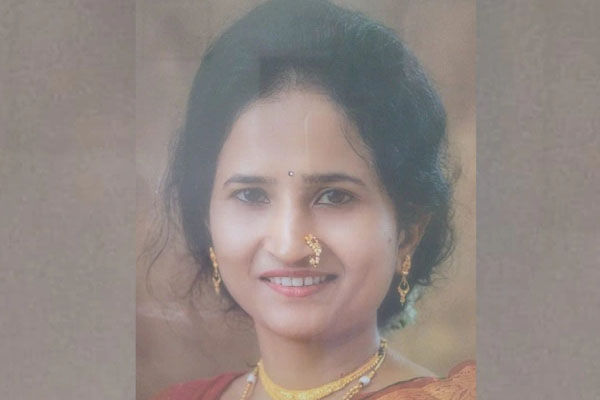 ಸಂಬಳ ಕೊಡು,1 ಕೋಟಿಯ ಫ್ಲ್ಯಾಟ್ ಕೊಡಿಸು: ಅತ್ತೆ ಮಾವನ ಕಿರುಕುಳಕ್ಕೆ ಬೇಸತ್ತು ಸಾವಿನ ಮನೆ ಸೇರಿದ ಟೆಕ್ಕಿ