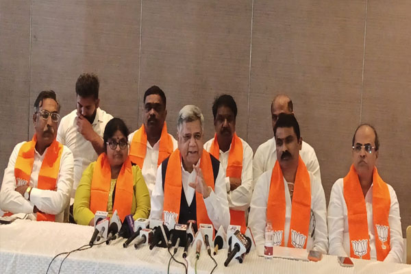 ಡಾ. ರವಿ ಪಾಟೀಲ್, ಬಿಜೆಪಿ ಕಾರ್ಯಕರ್ತರ ವಿರುದ್ಧ ಪ್ರಕರಣ: ಕಾಂಗ್ರೆಸ್ ವಿರುದ್ಧ ಶೆಟ್ಟರ್ ವಾಗ್ದಾಳಿ