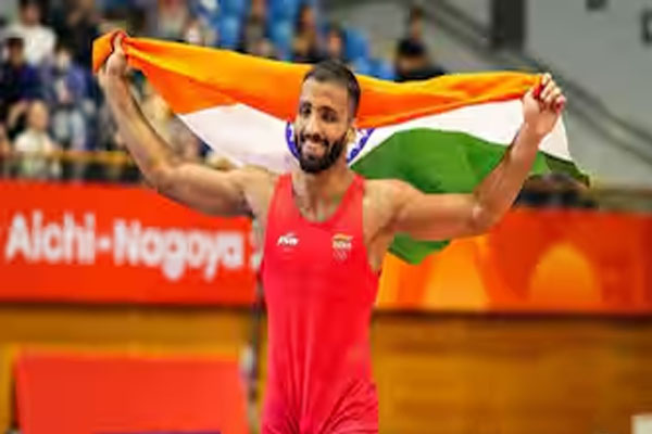 ಹೋರಾಟ ಬಿಡಲಿಲ್ಲ, ಪದಕ ಕೈತಪ್ಪಲಿಲ್ಲ: ಏಷ್ಯನ್ ಗೇಮ್ಸ್ ನಲ್ಲಿ ಚಿನ್ನಕ್ಕೆ ಮುತ್ತಿಟ್ಟ ಕುಸ್ತಿಪಟು ಸುಜೀತ್ ಕಲ್ಕಲ್‌