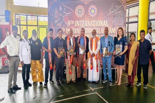 ಭಾರತೀಯ ಯೋಗ ಪರಂಪರೆಗೆ ಜಾಗತಿಕ ವೇದಿಕೆ: ಮಲೇಷ್ಯಾದಲ್ಲಿ ಭಾಸ್ಕರ ತಾಂಡೇಲ ಪುಸ್ತಕ ಬಿಡುಗಡೆ